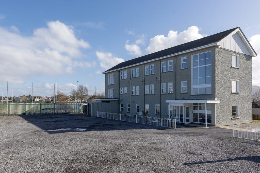 junior residential accommodation donegal english language school