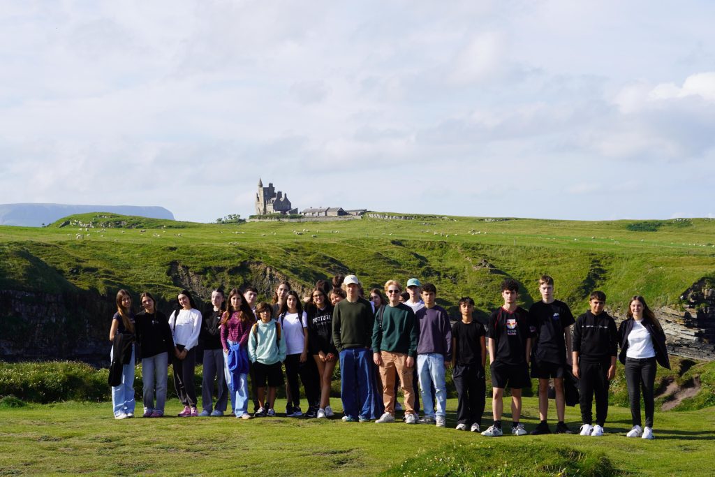 Group of DELS students on outdoor excursion